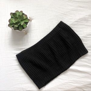 Brandy Melville Knitted Cropped Top